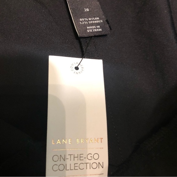 NWT $80 USD Lane Bryant On The Go Black Straight Mid Rise Stretch Pants Size 28 - Picture 7 of 12